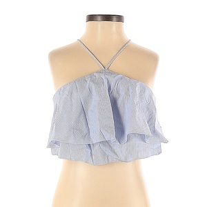 Cute summer halter top!! 💙 says S but def fits like an XS